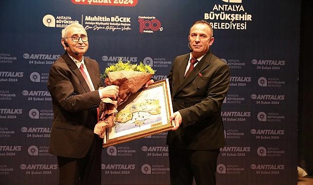 Durmuş Yılmaz, Anttalks Etkinliği’nde Antalyalılarla Buluştu