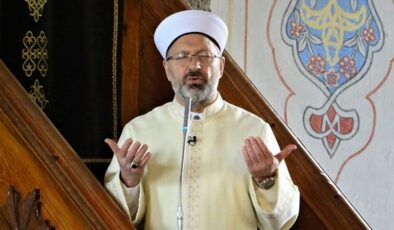 Ali Erbaş: Dijital bağımlılık kişinin ömür sermayesini boşa harcamasına sebep oluyor