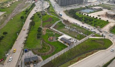 Aliağa’da Rengârenk Bir Bahçe: Green Park