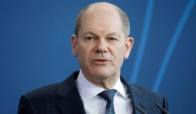 Almanya Başbakanı Olaf Scholz: Ukrayna’yı destekliyoruz ancak Rusya’yla savaşta değiliz