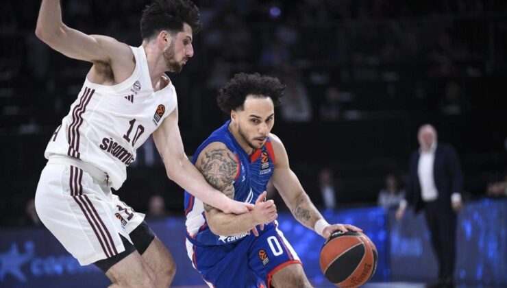 Anadolu Efes, Bayern Münih’e fark attı