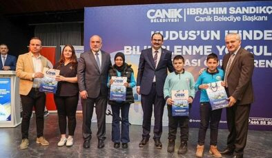 Başkan Sandıkçı’dan Öğrencilere Ödül