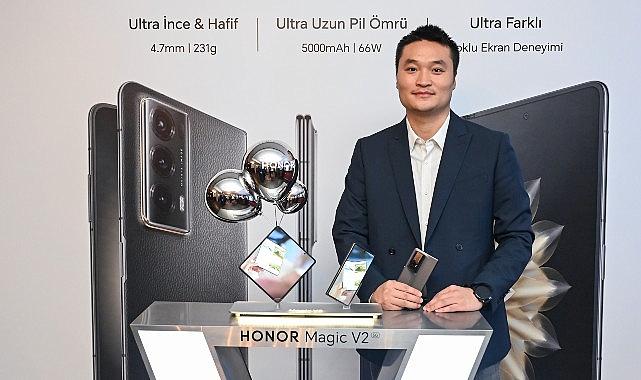 Dünyanın En İnce ve En Hafif İçe Katlanan Telefonu HONOR Magic V2 Şimdi Türkiye’de!