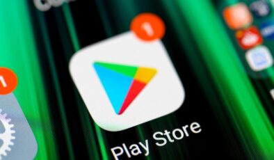 Google, Play Store’a aynı anda birden fazla uygulama indirmeyi test ediyor