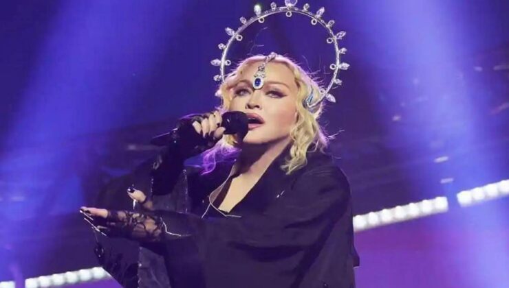 Madonna tekerlekli sandalyedeki hayranına ‘Neden oturuyorsun’ dedi! Ortalık karıştı