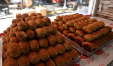 Mersin’de Ramazan sofralarının tescilli lezzeti kerebiç mesaisi başladı