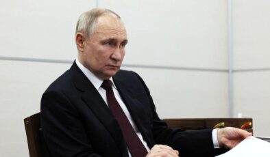 Rusya Devlet Başkanı Putin, İngiltere’yle balıkçılık anlaşmasını iptal etti