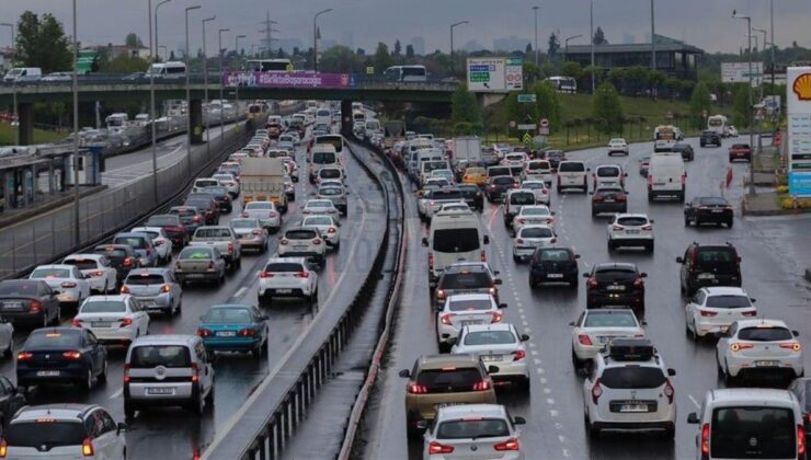 Trafikte en fazla araç olan ilk 20 il! En kalabalık trafik İstanbul’da