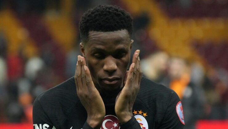 Wilfried Zaha yönetimle görüştü: İlk 11 oynamak istiyorum