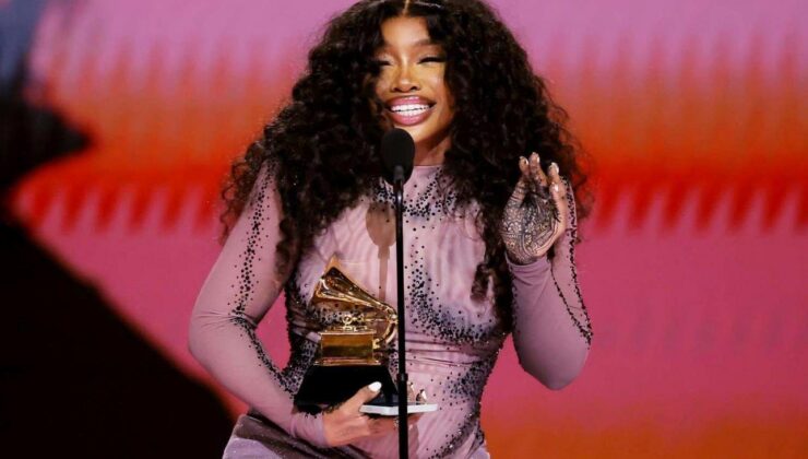 4 kez Grammy Ödülü alan ABD’li şarkıcı SZA sahnede Filistin’e özgürlük sloganı attı!