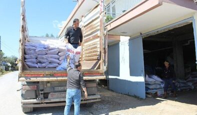 Büyükşehir Belediyesi’nin süt yemi desteği sürüyor