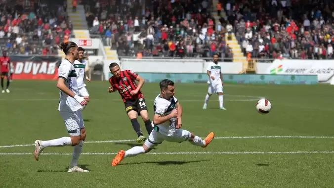 Çorum FK – Kocaelispor maçında kazanan çıkmadı: 1-1