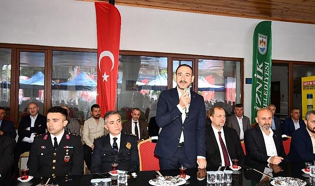 İznik’te Ramazan Bayramı dolayısıyla bayramlaşma töreni gerçekleştirildi.