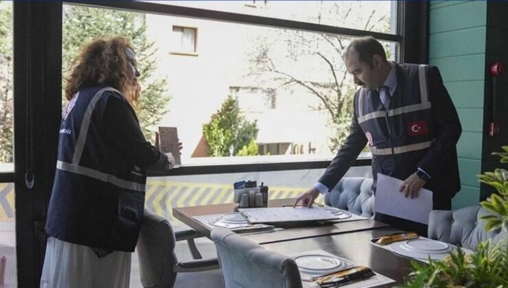 Ticaret Bakanlığı, 3 büyükşehirde restoranlardaki ‘servis ücreti’ni denetledi