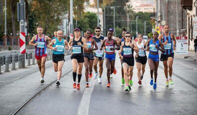 Toplu ulaşıma Maraton İzmir ayarı