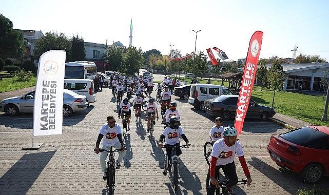 29 Ekim Cumhuriyet Bayramı’nın 101.yılı Kartepe’de düzenlenen etkinliklerle coşku dolu kutlandı.