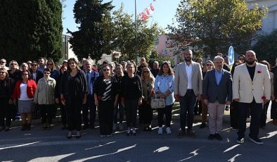 Ahmet Taner Kışlalı Güzelbahçe’de Anıldı