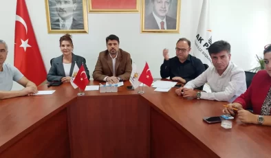 AK Parti İlçe Yönetimi, Keşan Belediyesi’nin 180 günlük çalışmasını değerlendirdi