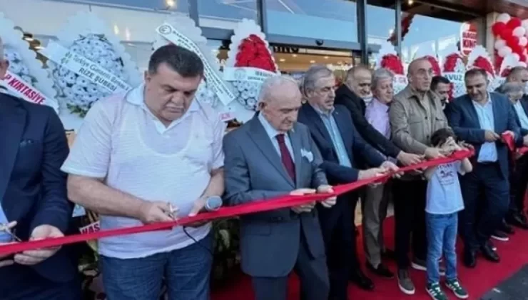 AK Parti Sözcüsü açıkladı… Rize’de belediye başkan ve yöneticileri disipline sevk edildi!