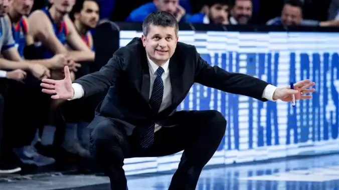 Anadolu Efes’te Tomislav Mijatovic, Barcelona galibiyetinin şifresini verdi!