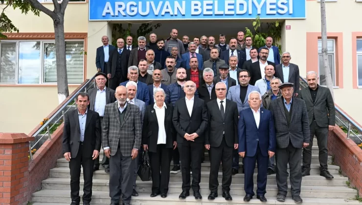 Başkan Er Arguvan’ı ziyaret etti