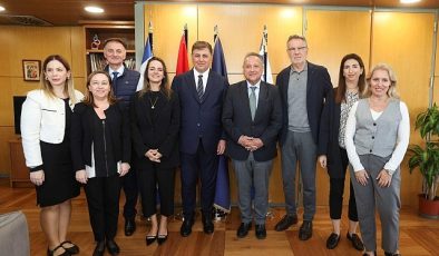 Başkan Tugay Selanik’te “İzmir ile Selanik arasında deniz ve hava ulaşımı için çalışacağız”