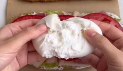 Burrata nedir? Burrata sandviç nasıl hazırlanır? Kolay burrata peynirli sandviç tarifi