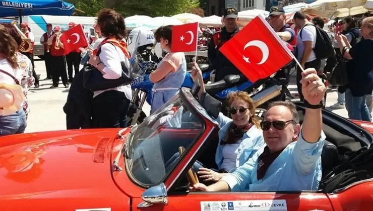 Bursa’da klasik otomobiller bu kez Mütareke için kez yola çıkıyor