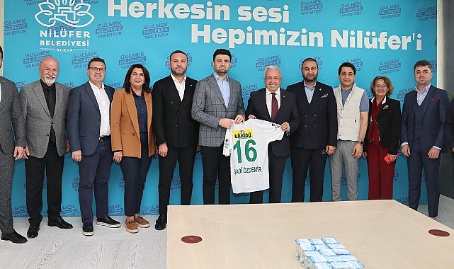 Bursaspor Yönetimi’nden Başkan Şadi Özdemir’e ziyaret