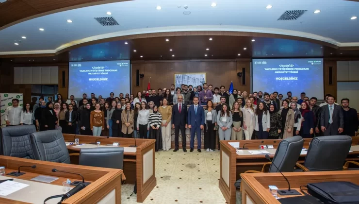 Büyükşehir Akıllı Şehir Akademisi’nde final heyecanı