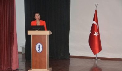 EÜ’de “Benim En Büyük Eserim Türkiye Cumhuriyetidir” konferansı