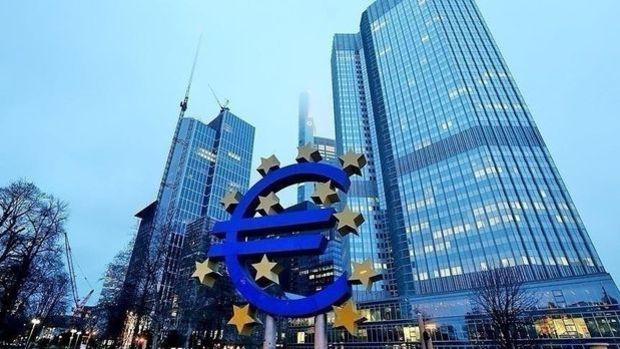 Euro Bölgesi’nde tüketicinin enflasyon beklentisi düşmeye devam ediyor