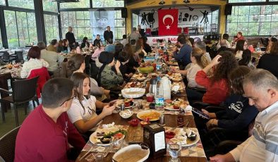 Genel Sağlık İş Sendikası Keşan’da kahvaltı düzenledi