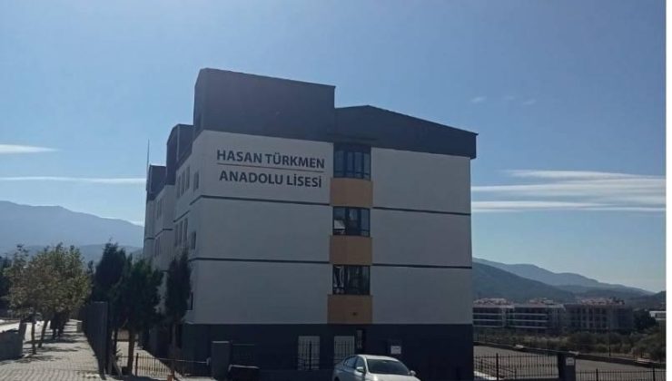 Hasan Türkmen Anadolu Lisesi Öğrencileri Okullarını İstiyor! 