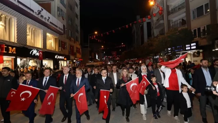 İnegöl’de Cumhuriyetin 101. yılı coşkusu