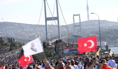 İstanbul’da maratonda koşup, giysi kumbarasına destek olacaklar