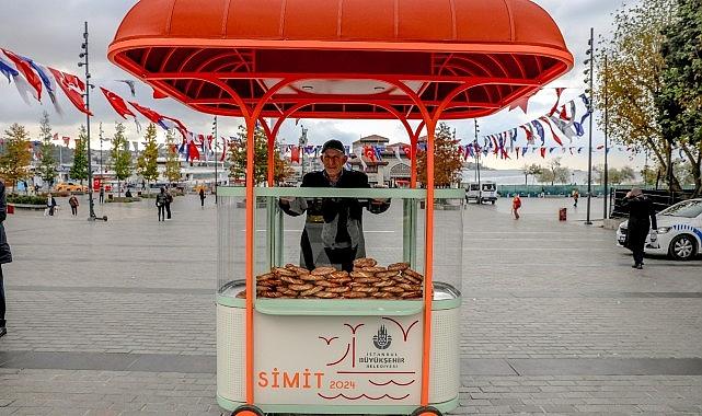 İstanbul’un Yeni Simit Arabaları Beşiktaş Meydanı’nda