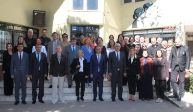 İzmir’de Türkiye Yüzyılı Maarif Modeli Ölçme ve Değerlendirme Semineri gerçekleşti