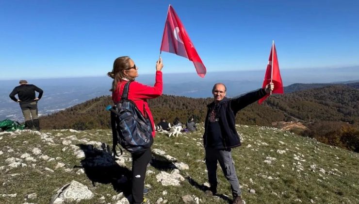 Kartepe’nin zirvesinde Cumhuriyet coşkusu