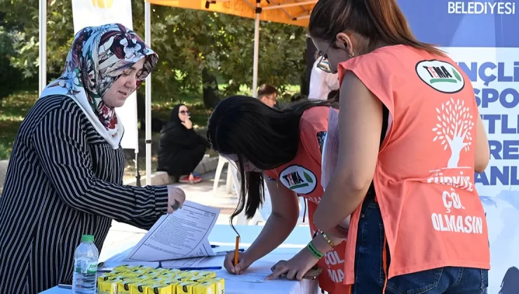 Malatya standına üniversiteli öğrencilerden yoğun ilgi