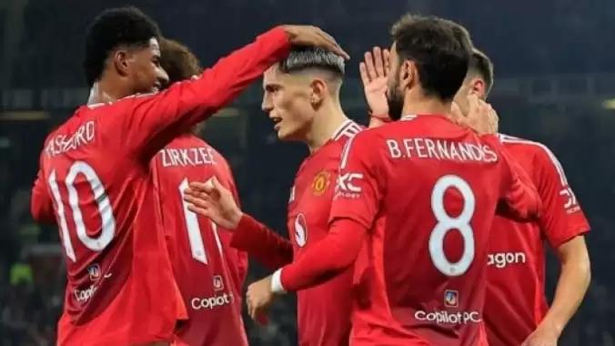 Manchester United, gol yağmuru ile turladı!