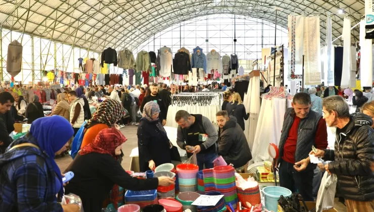 Mudanya’da Cuma pazarından sonra Giyim Pazarı da ‘kapalı’ya taşındı