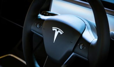 Ucuz Tesla hayali en sonunda gerçek mi oluyor?