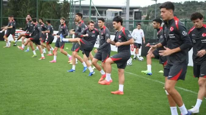 Ümit Milli Futbol Takımı’nda iki oyuncu aday kadrodan çıkarıldı