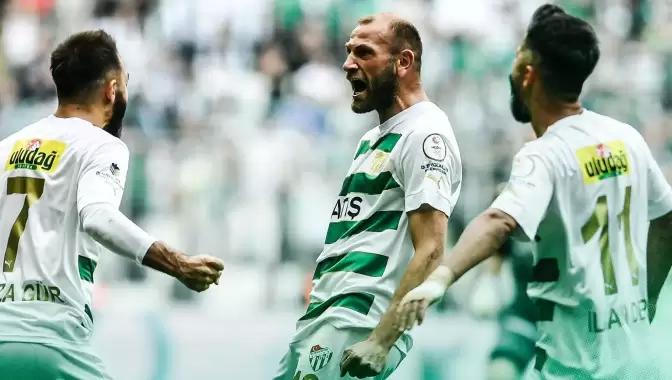 Bursaspor, Kuşadıspor’u 4 golle geçti! 3.Lig’in yeni lideri oldu