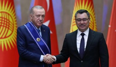 Cumhurbaşkanı Erdoğan’a Manas Nişanı!