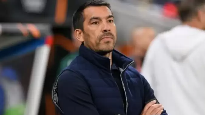 Giovanni van Bronckhorst’tan Kasımpaşa maçı öncesi sakatlık açıklaması!