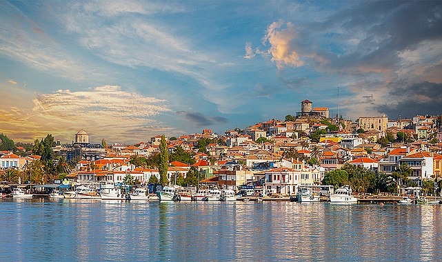 Jolly, 19. Ayvalık Uluslararası Zeytin Hasadı Festivali’nde Yerini Aldı