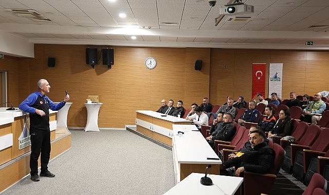 Kartepe’de AFAD Personeline Teorik Eğitim